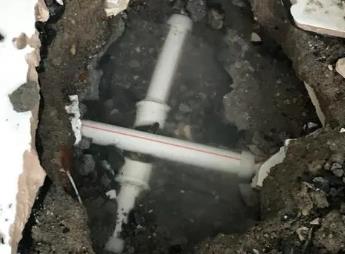 鹤山阳台漏水维修公司为您分享楼上楼下漏水怎么处理
